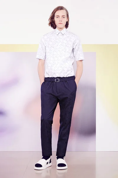Look 14